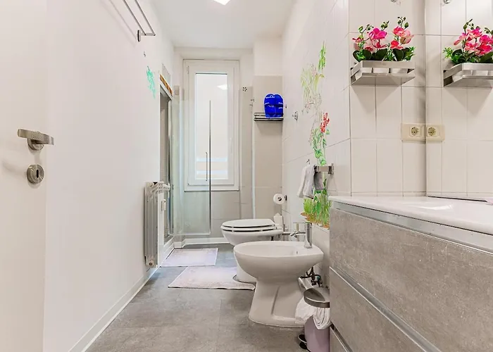 Cosy Close To Metro San Paolo Apartment